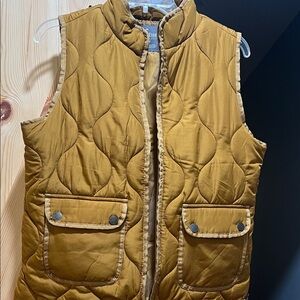 Natural reflections Quilted Brown Vest with Pockets size medium